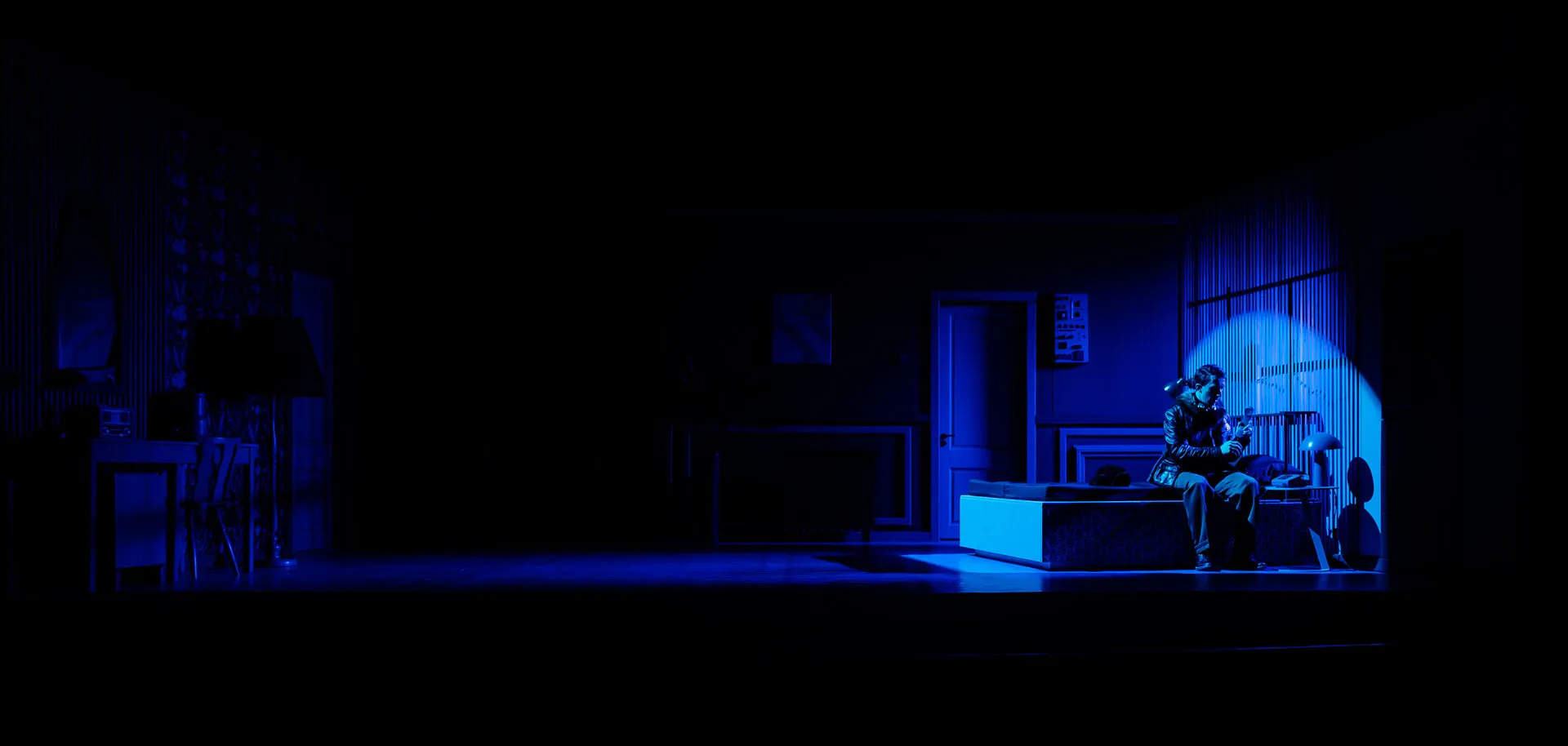 Camera din Cameră — Lighting — photo 13 / 19