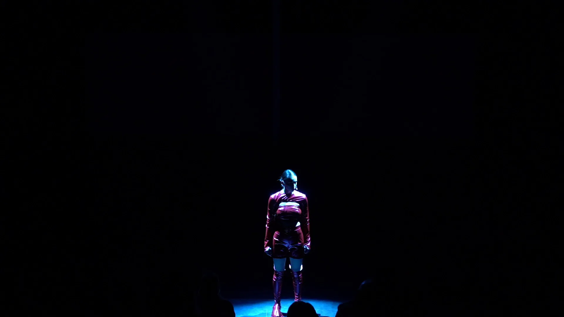 ÎnTrecere (Crossing) — Lighting — photo 2 / 8